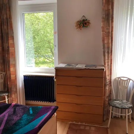 Doppelzimmer Mit Wasserbett Winningen Esterno foto